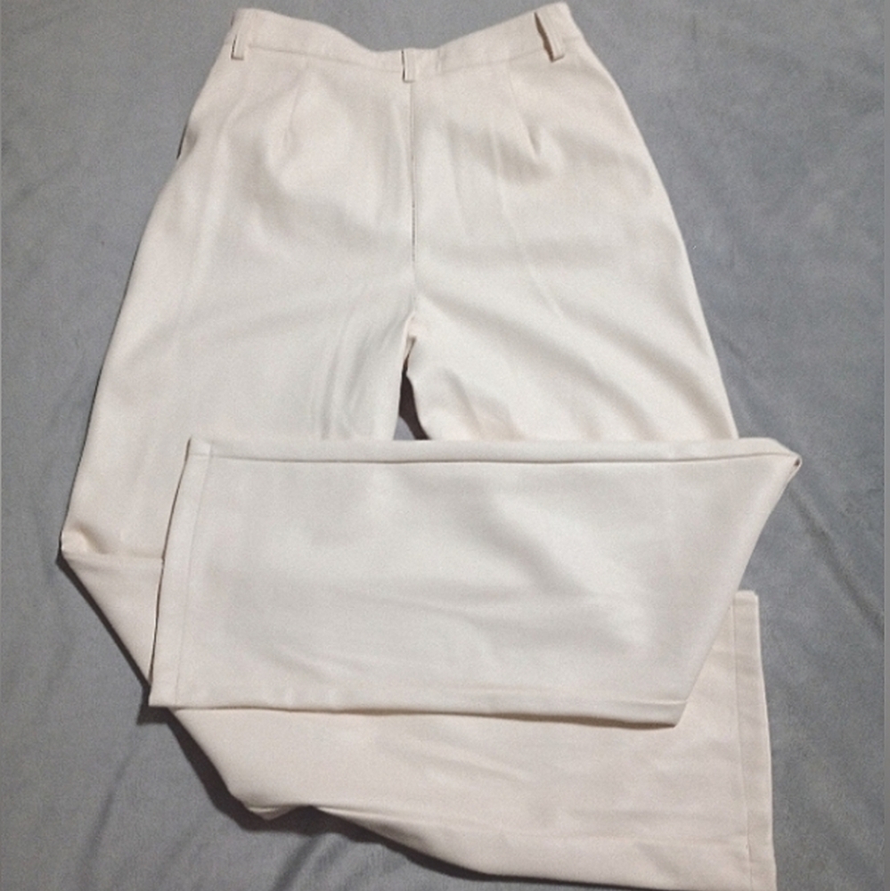 Lucy Paris Adler Faux Leather Pants Ladies Size Small Cream Colored So Soft! - Picture 7 of 8